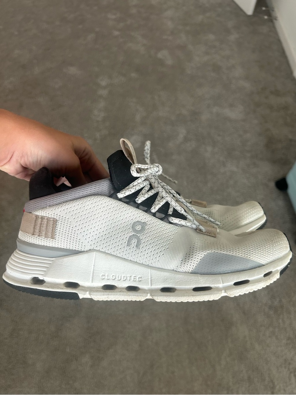 On Running Women’s Sneakers